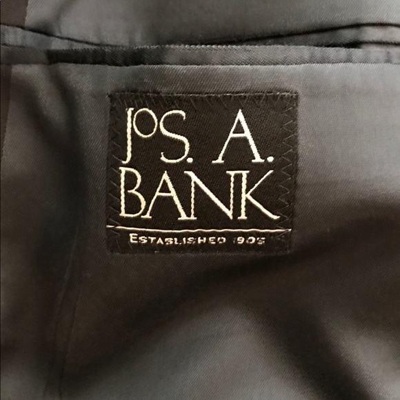 Jos A Bank poplin suit - Picture 2 of 3